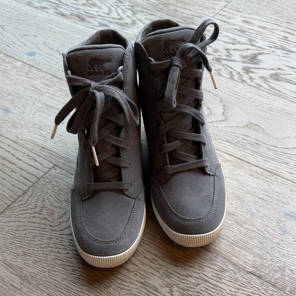 EUC Sorel “Out and About II” Wedge High-Top Sneakers (Dark Gray) waterproof (8) - Picture 7 of 13